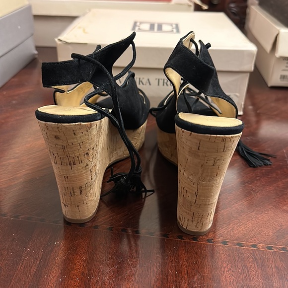 Ivanka Trump - Picture 3 of 4